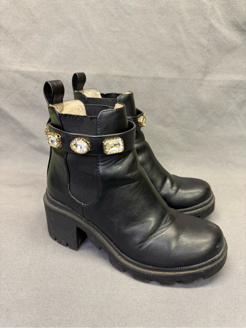 Steve Madden Amulet Black Chelsea Ankle Boots Womens Size 6 M Pull On Rhinestone